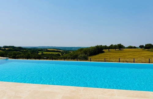 Soucirac House | Le Belvédère du Quercy - Domaine Gouloumès