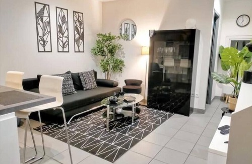 La Gare Apartment | Le Bogolan ~ Cosy & Design