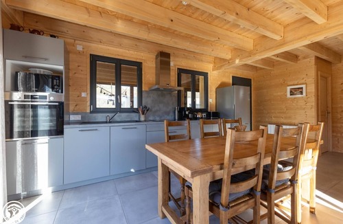 Chambon-sur-Lac House | Le Cairn - Chambon SUR LAC