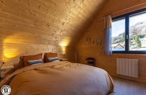 Chambon-sur-Lac House | Le Cairn - Chambon SUR LAC