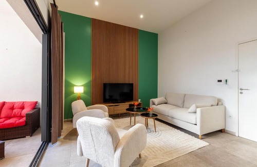 La Joliette Apartment | Le Castel