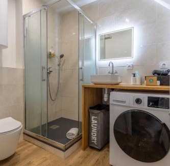 Riom Apartment | LE CATELE - Studio RIOM - 3 pers - Vulcania - Puy de Dôme - Proche Clermont Ferrand
