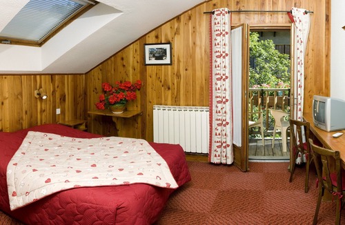 Molines-en-Queyras Hotel | Le Chamois