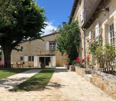 Varaignes House | Le Clos Lagrange Gîte 10 personnes