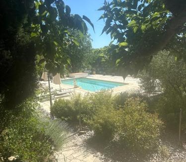 Bras Apartment | Le Clos Madame - Le Jardin