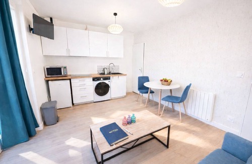 Chatel-Guyon Apartment | Le Cocon Des Thermes, calm and relaxation
