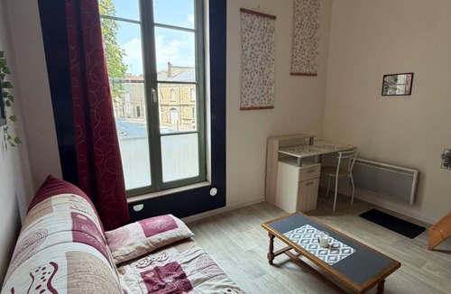 Fontenay-le-Comte Apartment | Le Cocon du Centre · Cozy Duplex in Fontenay