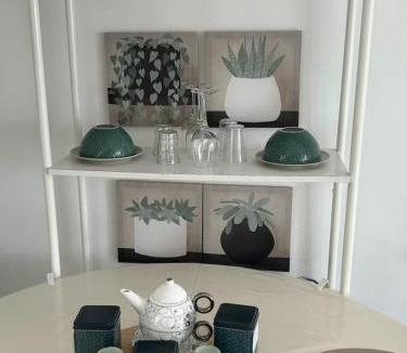 Lamballe Apartment | Le cocon jaune - Studio en hyper centre