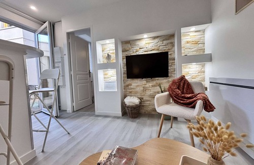Chatel-Guyon Apartment | Le Colibri - 1 bedroom - Terrace