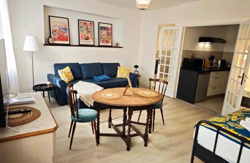 Limoux Apartment | LE COSY - Studio 4 pers - wifi - centre ville