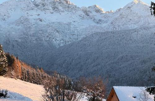 Laval Ski Chalet | Le Crystalia