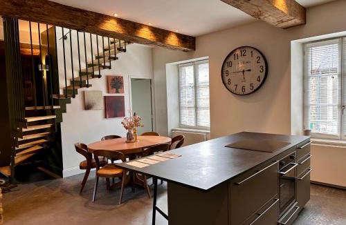 Combourg Apartment | LE DUPLEX Gîte charmant au pied du Château