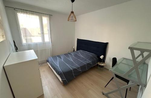 Dufau-Tourasse Apartment | le Fossié - grand T2 - basique propre et fonctionnel avec parking