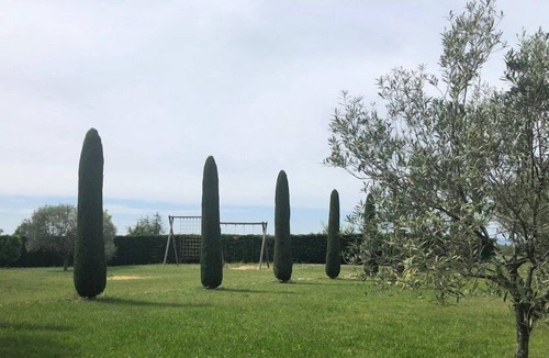 Brunet Apartment | Le Grand Logisson on the Valensole plateau