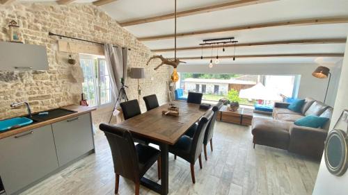 Saint-Medard-d'Aunis House | Le Grenier - Gîte de Charme La Rochelle