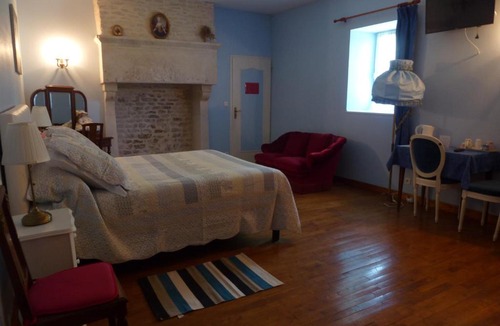 Frontenay-Rohan-Rohan Bed & Breakfast | Le Logis de Faugerit