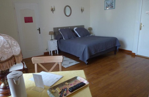 Frontenay-Rohan-Rohan Bed & Breakfast | Le Logis de Faugerit