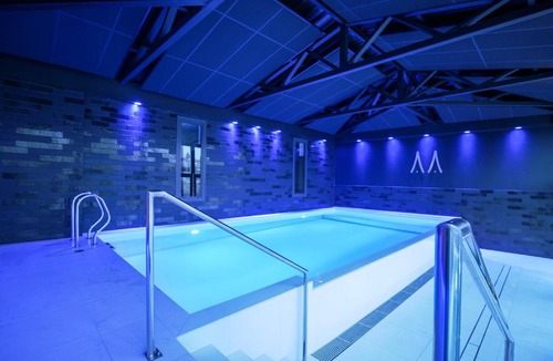 Vitre Hotel | Le Magic Hôtel & Spa - Centre Historique - Piscine - Sauna - Parking - Séminaires