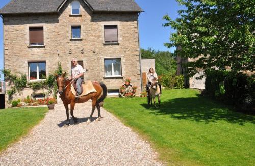 Salles-Curan Bed & Breakfast | Le Mas Capel