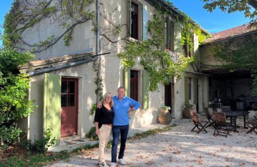 Graveson Bed & Breakfast | Le Mas Ferrand