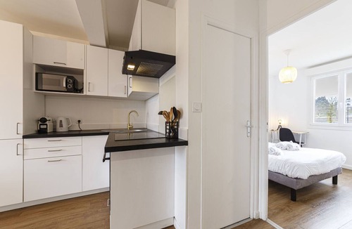 Laval Apartment | Le Mermoz – Wifi – Parking