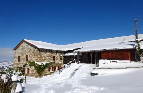 Lafarre Bed & Breakfast | Le Mont De La Source