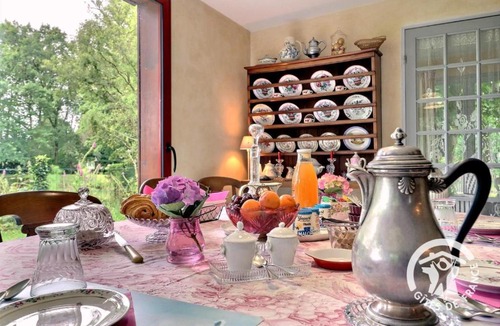 Saint-Erblon Bed & Breakfast | Le moulin de blochet