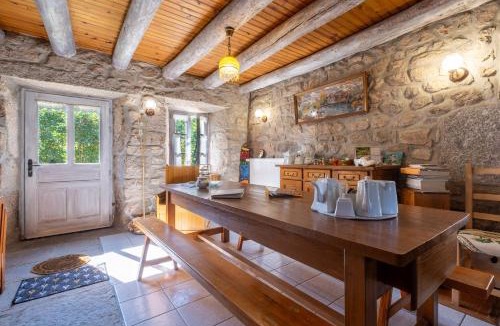 Peyre-en-Aubrac House | Le moulin du chambon 6/8 pers
