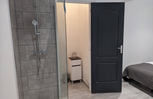 La Couronne Apartment | Le Panier - les Instants Charline