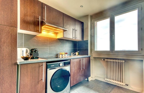 Bussiere - Cadiere Apartment | Le Panoramique - Grand T2 métro B Oullins