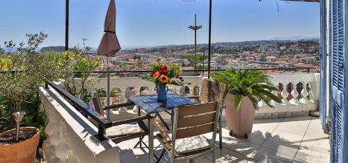 Saint-Roch Hotel | Le Panoramic Boutique Hôtel