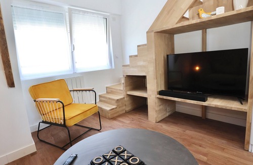 Pontivy Apartment | Le Peanut - Studio'Art Duplex Mezannine