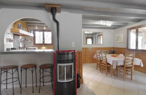 Ontex House | Le petit belvédère: chalet avec piscine & vue lac