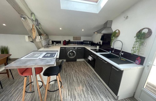 Alpes-Romans Apartment | Le Petit Capo Calme Proche Centre ville Gare