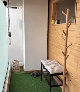 Cholet Apartment | Le petit chalet de Cholet