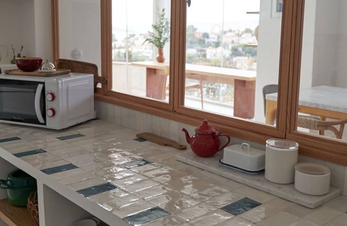 Roucas-Blanc House | Le Petit Croquant Peaceful haven with magnificent sea view