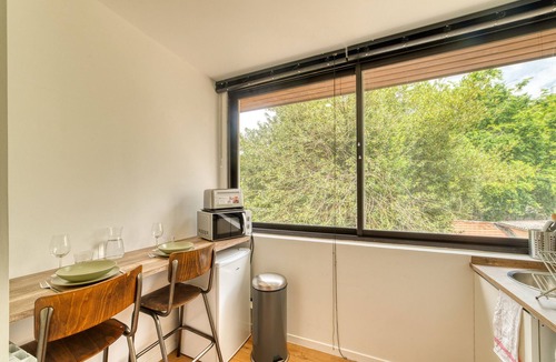 Gerland Apartment | Le Petit Gerland - Agréable à 1 minute du métro B