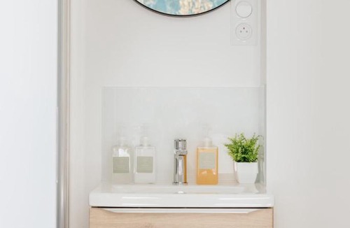 Pont Rean Apartment | Le Reflet des Cygnes