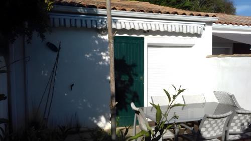 Cheray House | Le Repos Marin