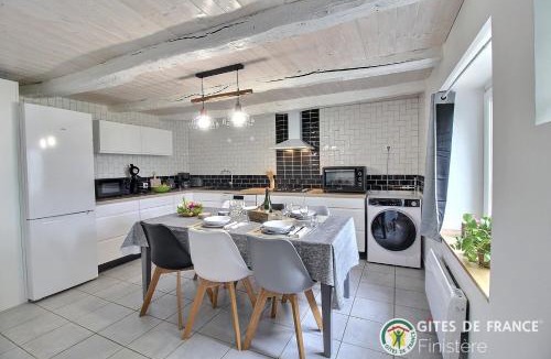 Plonevez-du-Faou House | Le Roc'h Mousse Gîte de Charme en Centre Finistère