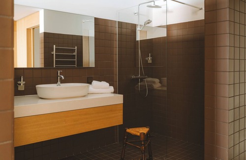 Saint-Saturnin-les-Apt Hotel | Le Saint Hubert