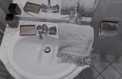 Vic-sur-Cere Apartment | LE STUDIO CENTRE VIC entre le LIORAN et AURILLAC