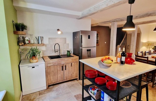 Carcassonne House | LE TEMPS DES SECRETS for 13 p with swimming pool at the foot of the city