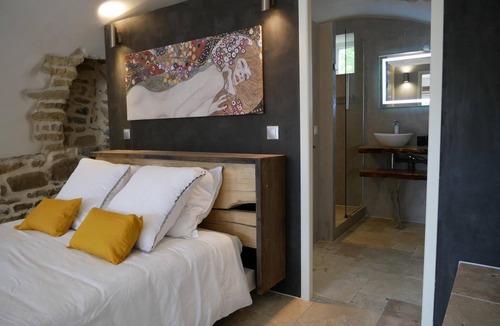 Grospierres House | Les Agaves
