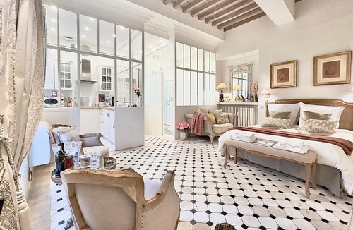 Avignon City Centre Apartment | Les Anges Deluxe