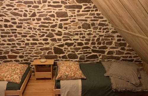 Saint-Malon-sur-Mel Bed & Breakfast | Les Bouyeres