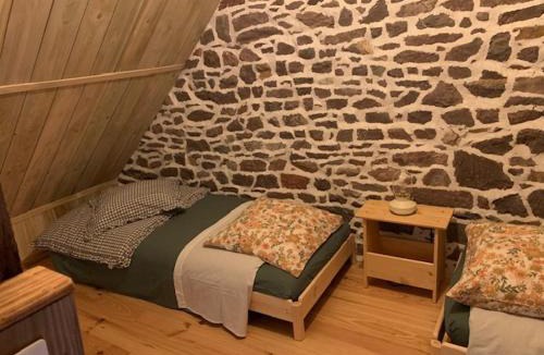 Saint-Malon-sur-Mel Bed & Breakfast | Les Bouyeres
