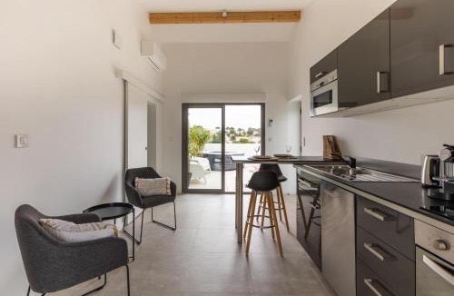 Carnoux-en-Provence Apartment | Les Calanques - Clim et Jacuzzi