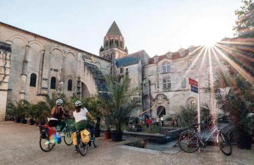Saintes Hotel | Les Chambres de l'Abbaye