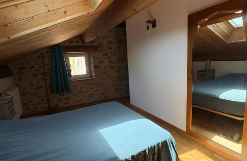 Saint-Julien-Labrousse Bed & Breakfast | Les Combes Claires